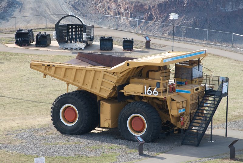 Heavy-duty alternator in mining application