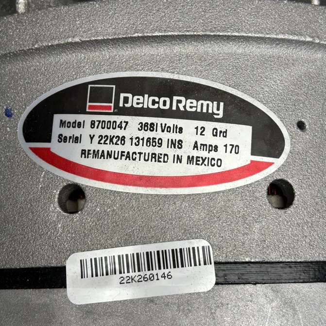 Identification label on the alternator housing